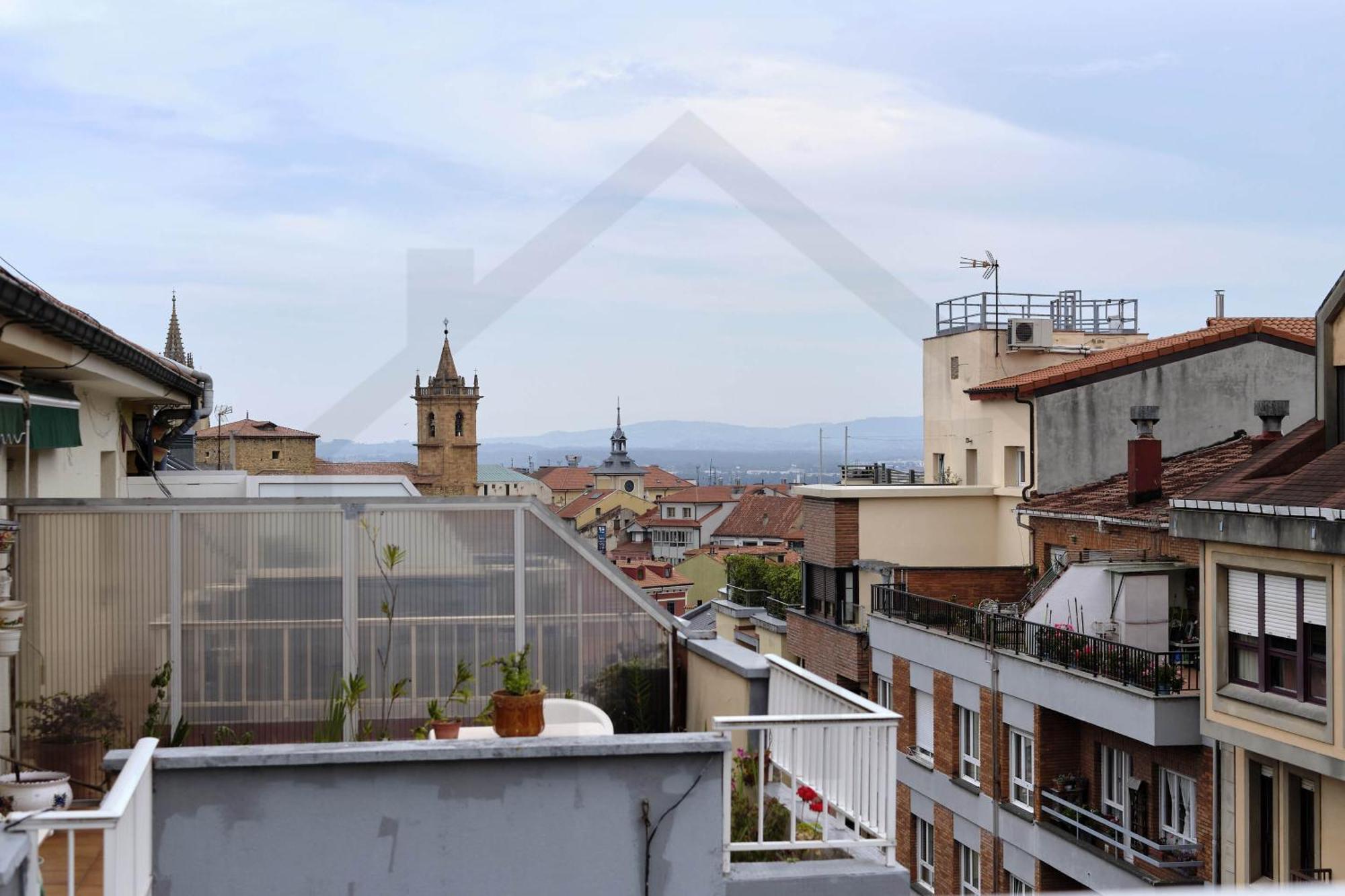 Atico Quintana I - Con Terraza, Vistas A La Ciudad, En El Centro, Con Wifi Y Garaje Oviedo Exterior foto