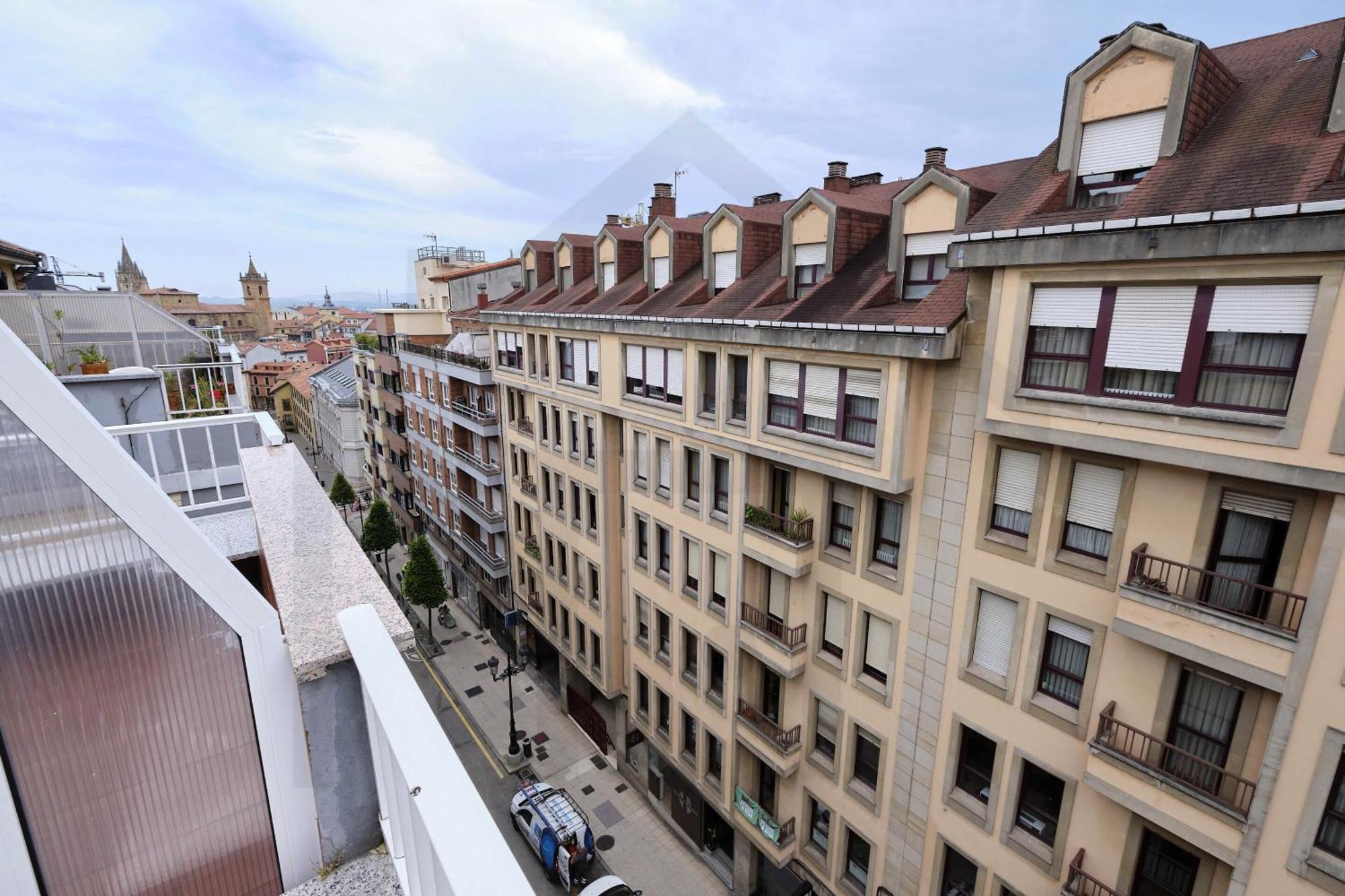 Atico Quintana I - Con Terraza, Vistas A La Ciudad, En El Centro, Con Wifi Y Garaje Oviedo Exterior foto